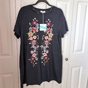 Umgee Charcoal Embroidered Dress w/pockets! SZ L